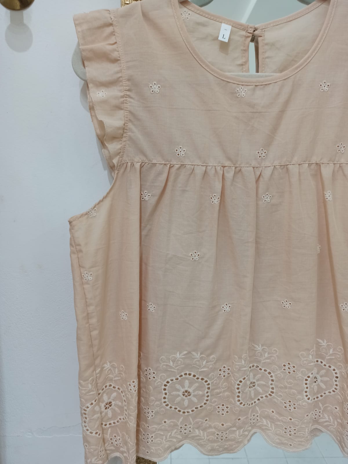 blusa bordado flores miniatura 2