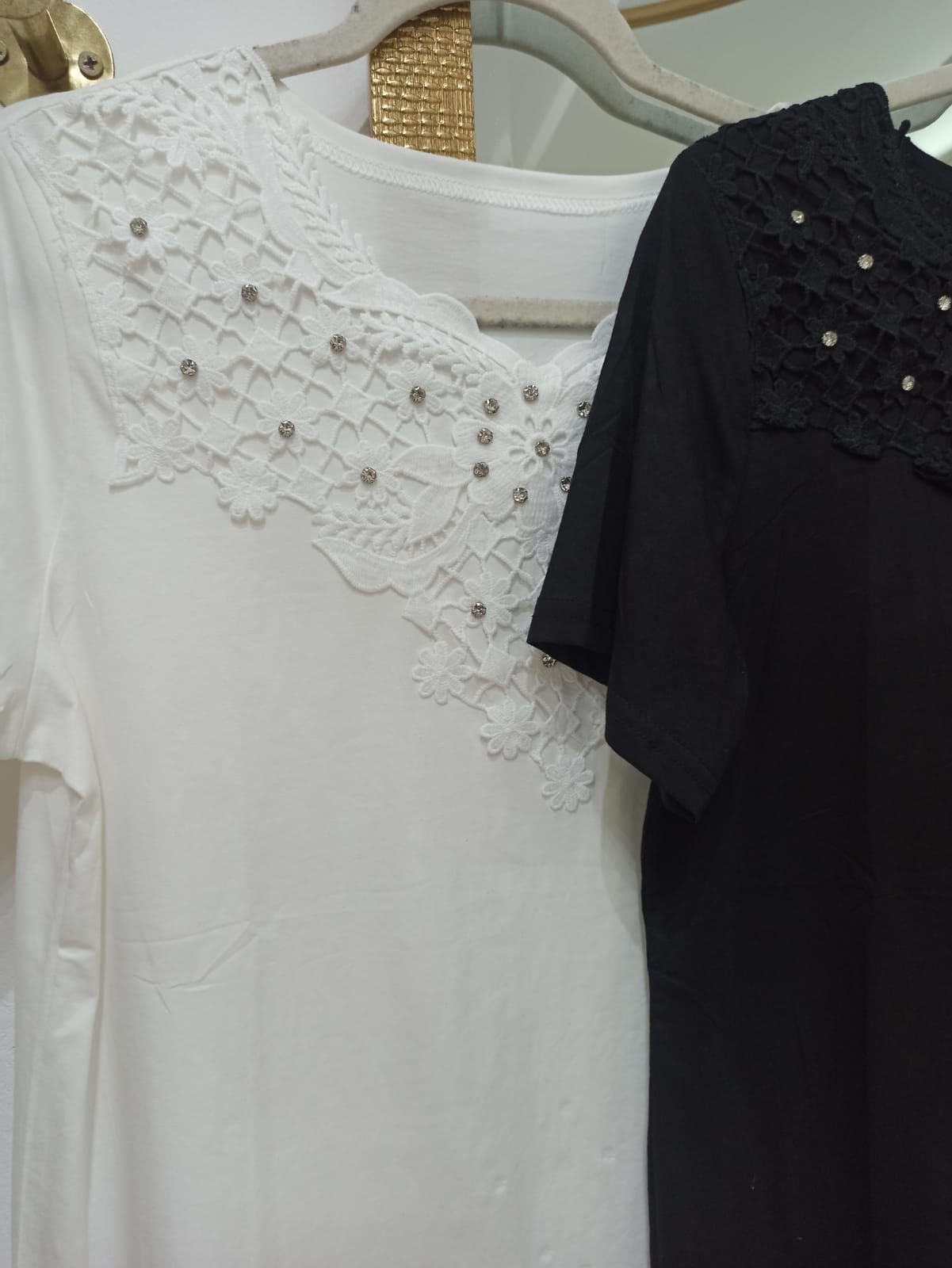 Remera piedras miniatura 2