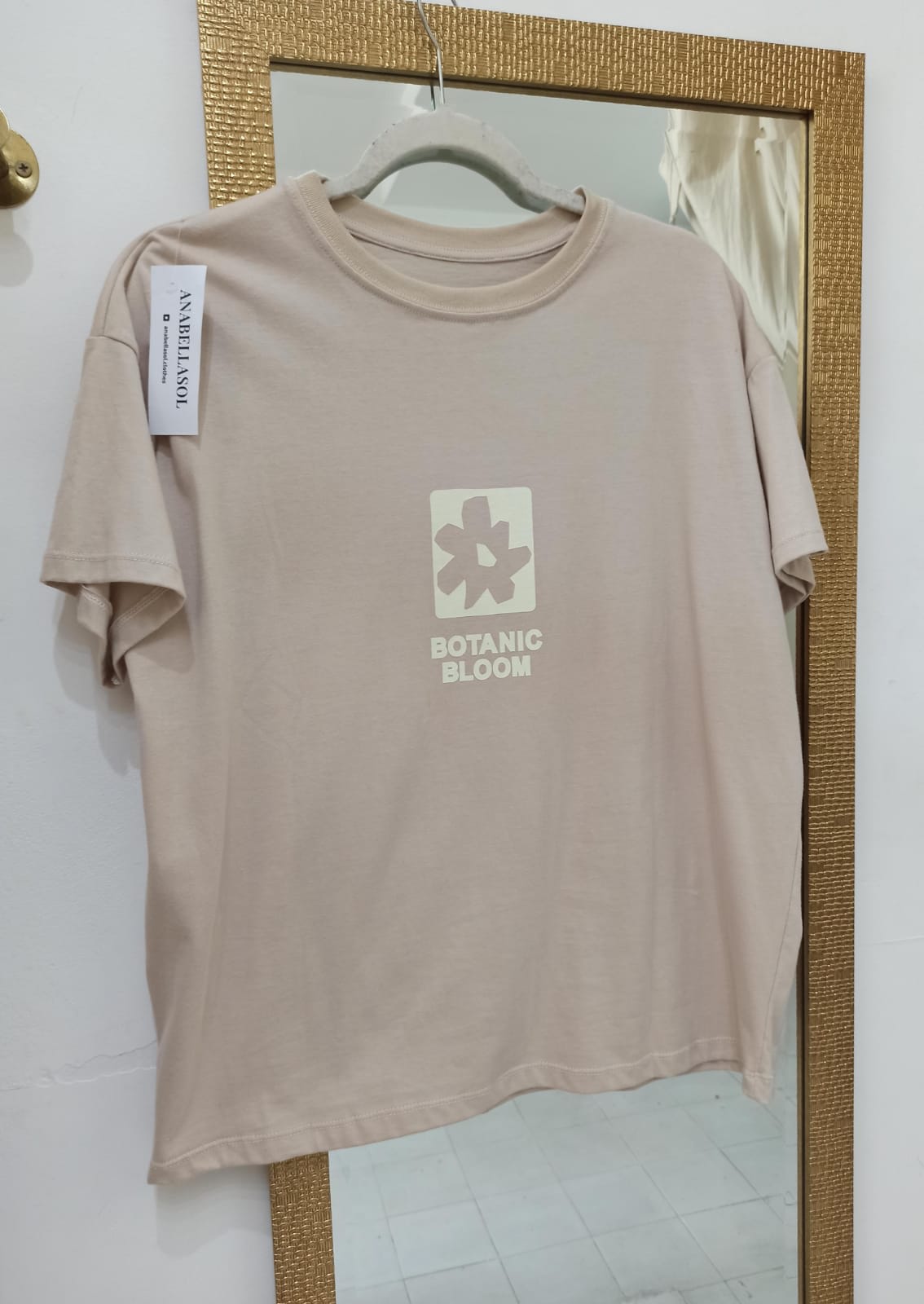 Remeron Flor Beige Espalda