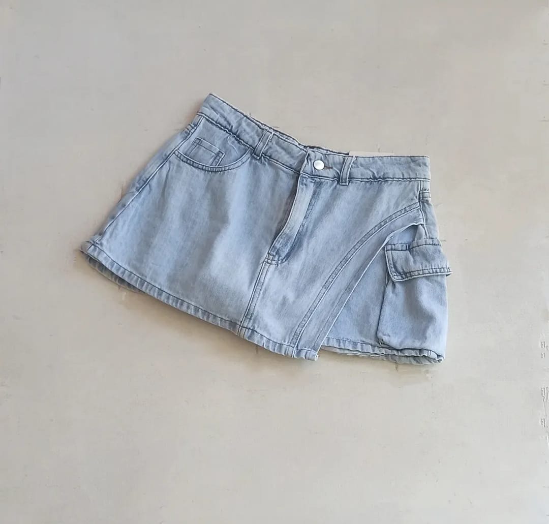 Short Pollera Cruzado Bolsillo