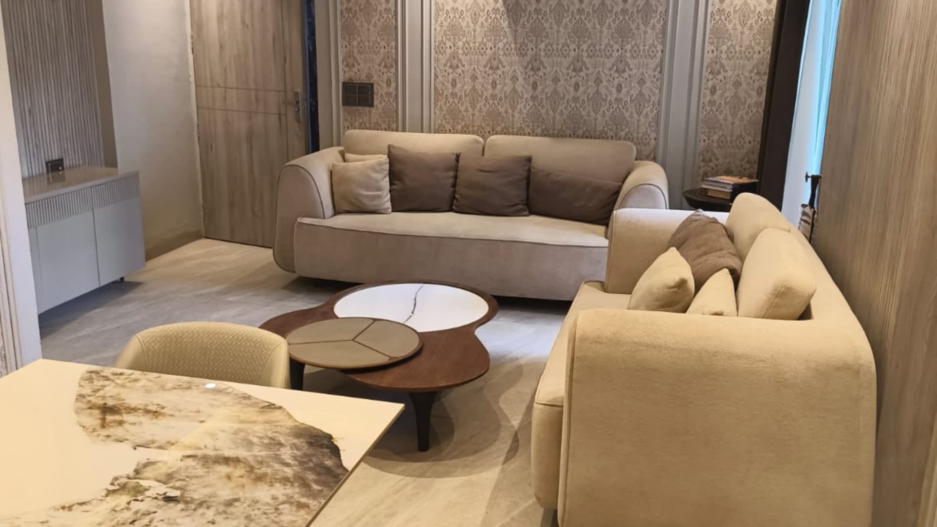 Kviraj Mayfair Residency Property Image 8