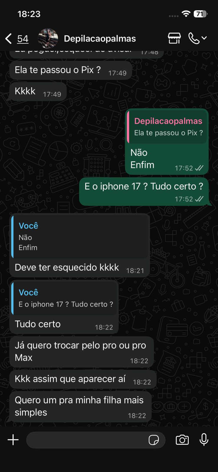 Cliente Feliz iPhone 17