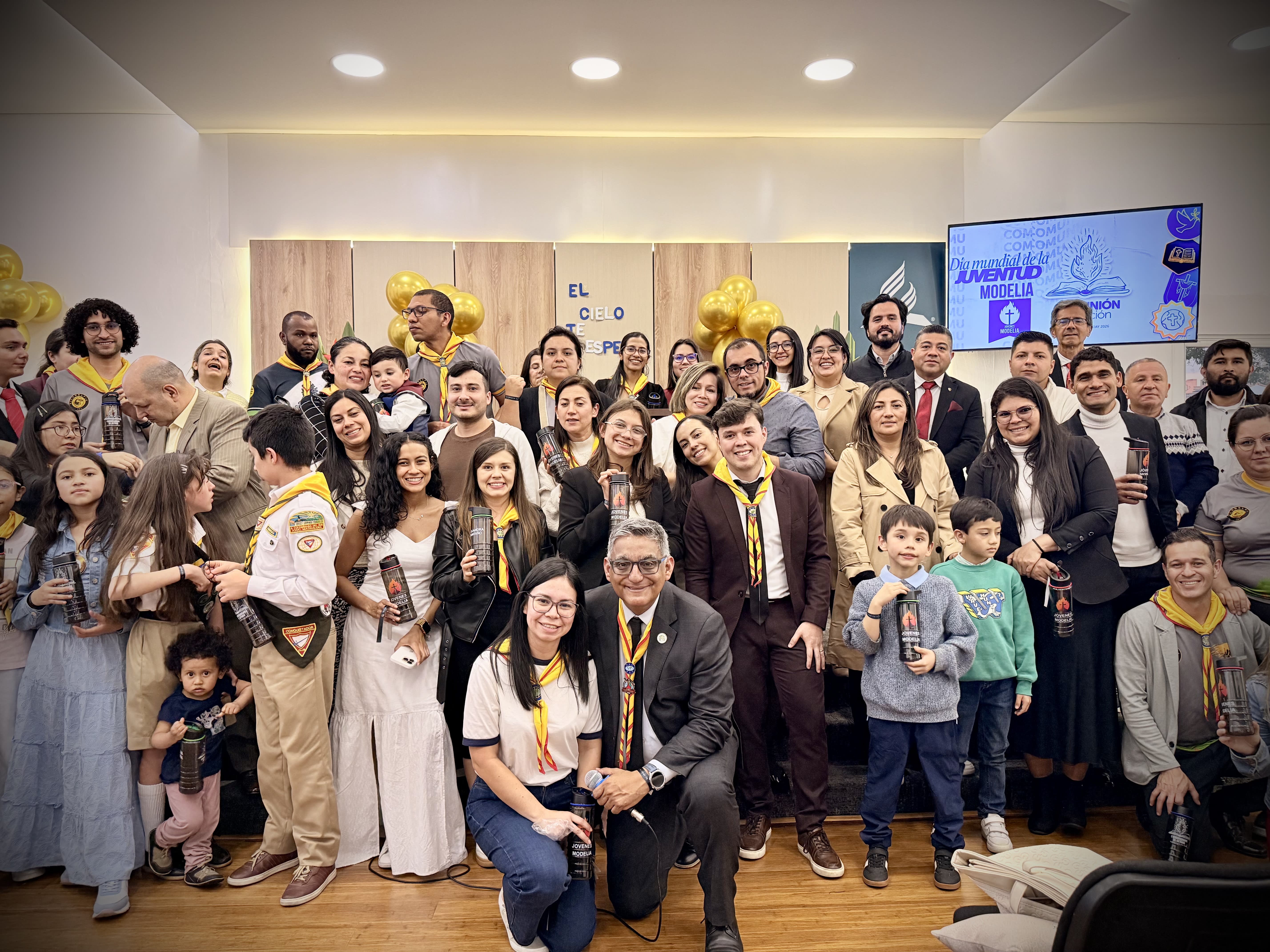 Jóvenes Adventistas Modelia Bogotá