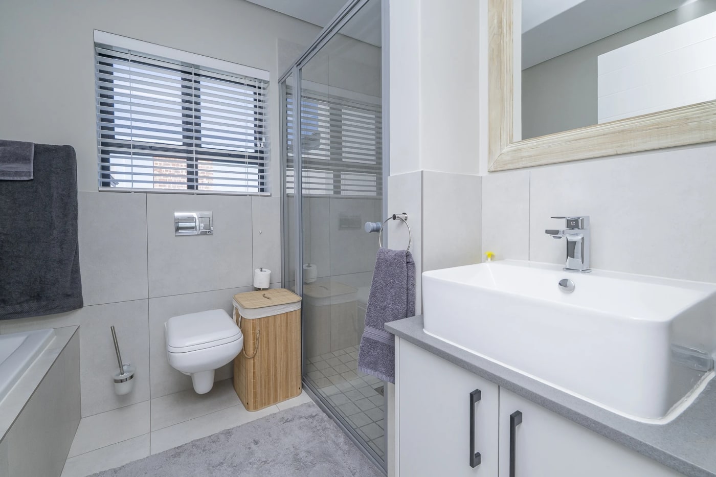 Greystone bathroom