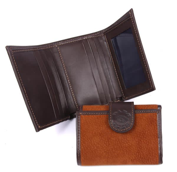 BILLETERA DAMA TRIPLE CARPINCHO