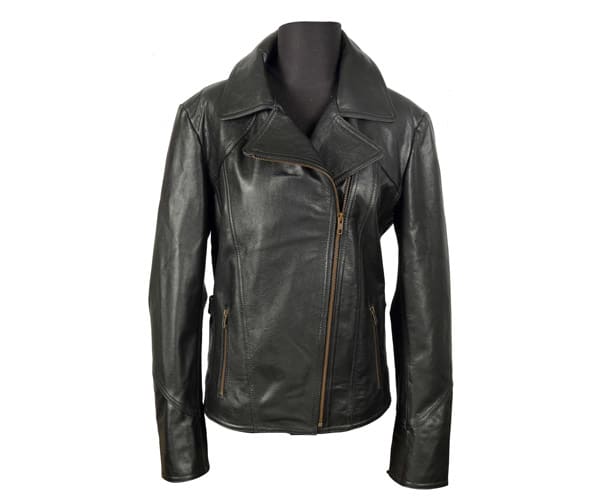 CAMPERA MOTOQUERA DAMA DE CUERO