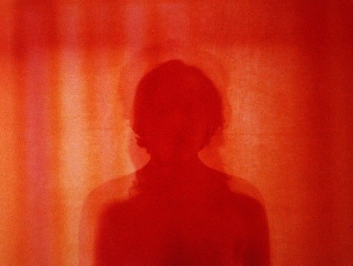 Still from Muito Romântico