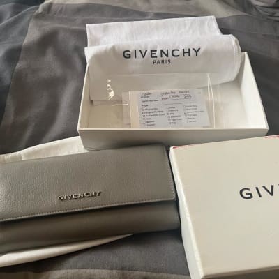 Givenchy Pandora Long Wallet Grey Shw 