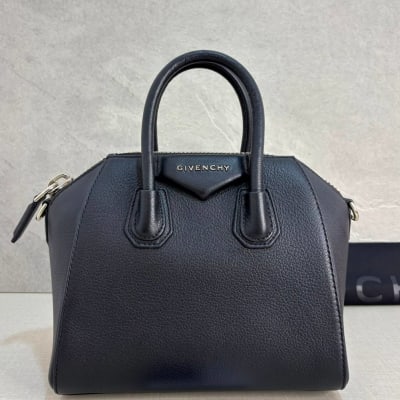 Givenchy Antigona Small Black Shw 