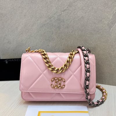 Chanel C19 WOC Pink Ghw 