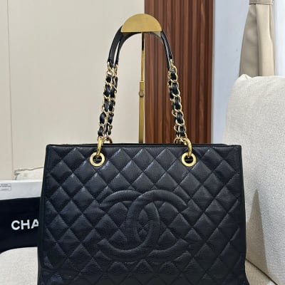 Chanel GST Black Caviar Ghw 