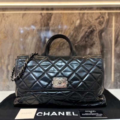 Chanel Glazed Calfskin Boy Flap Black 