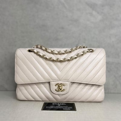 Chanel Classic Chevron Medium Ivory Rghw 