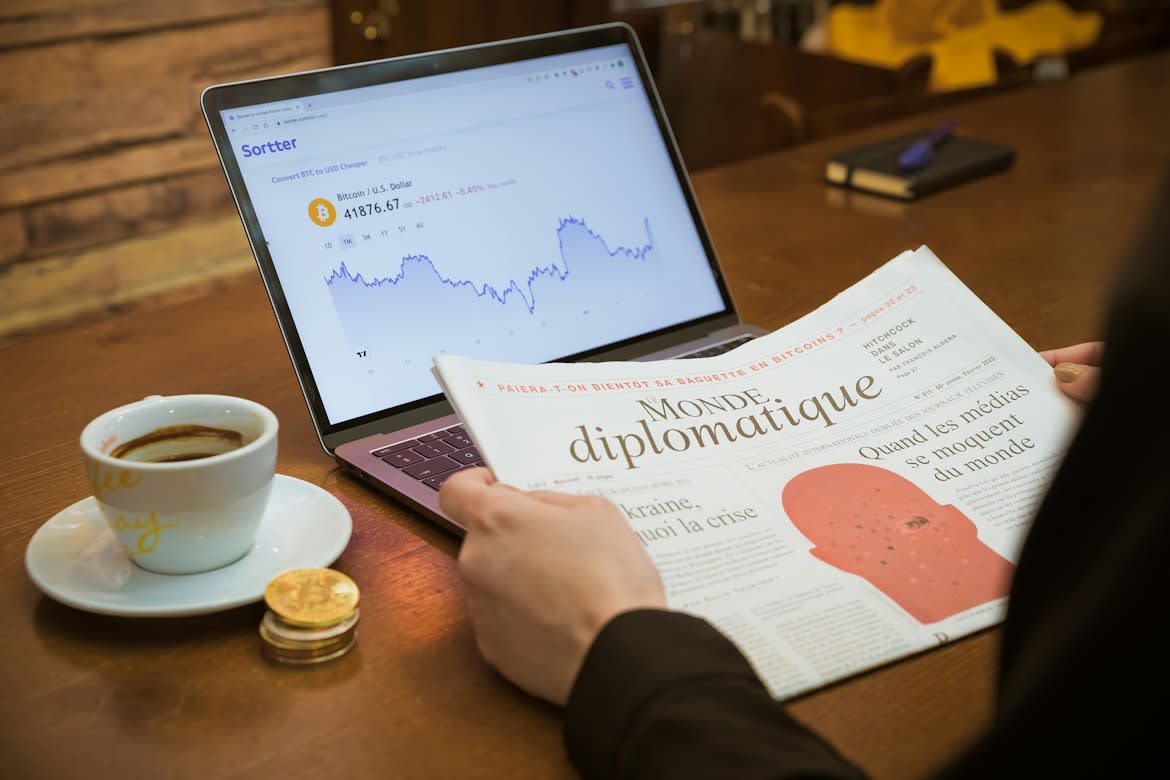 Smart Contracts in Finance: Automating Settlements, Loans and Compliance