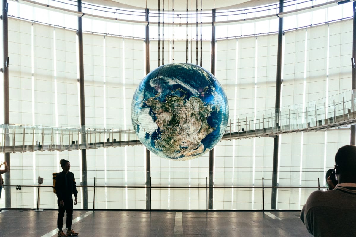 Predictive Analytics in Travel: Using Big Data to Forecast Trends and Customer Behaviour