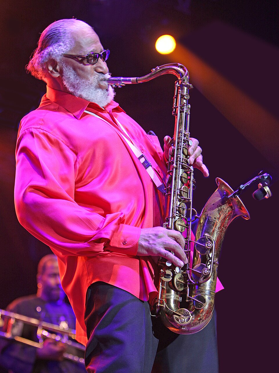 Legendary Jazz Saxophonist Sonny Rollins Dies at 95