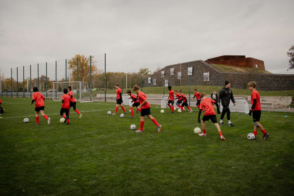 Kinder im Fußballtraining