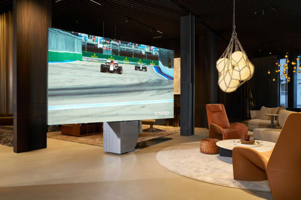 N1 Indoor 