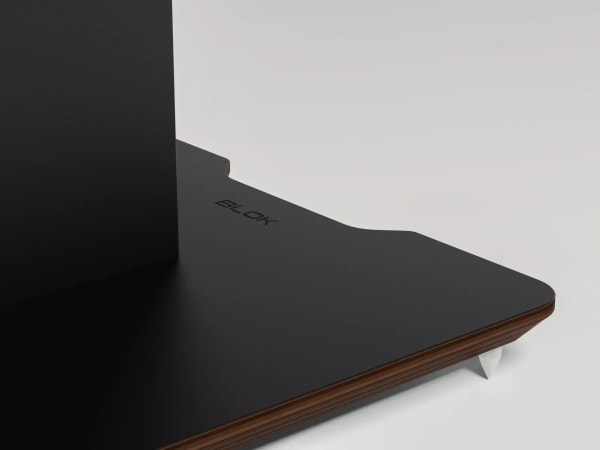 Axis 600