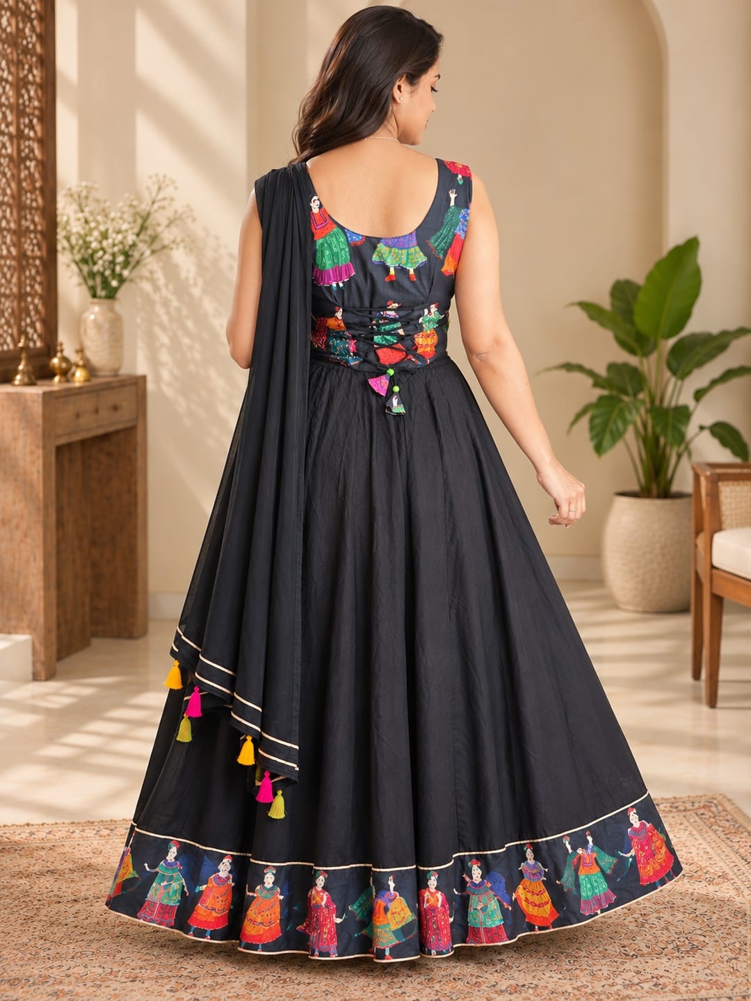 Women Black Printed Sleeveless Top and Flared Skirt Co-Ord Set with Dupatta - View 3