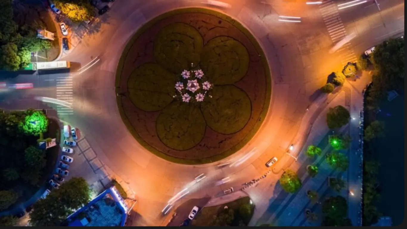 Neelam Chowk – The Beating Heart of Faridabad