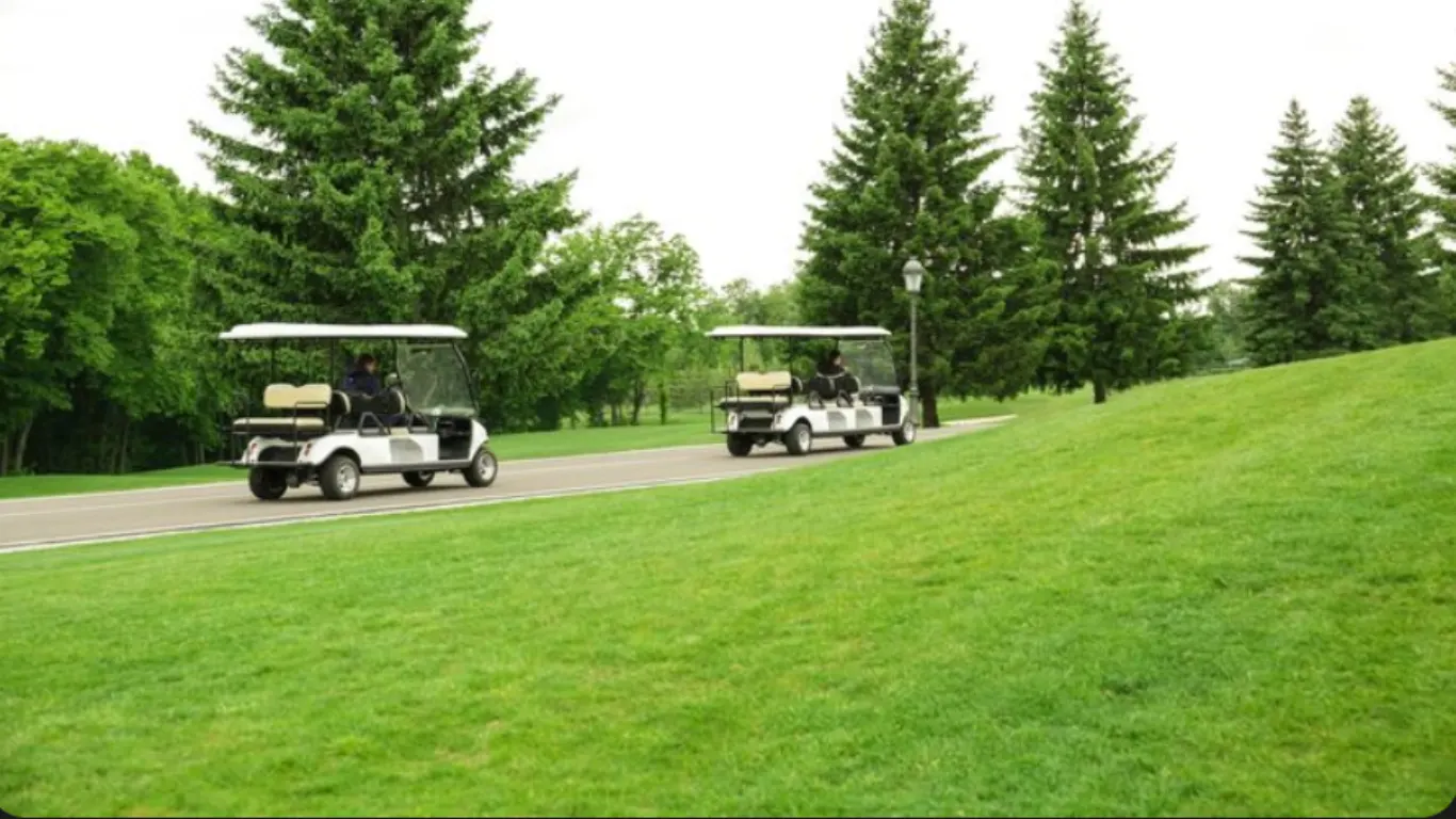 Golf Course Road