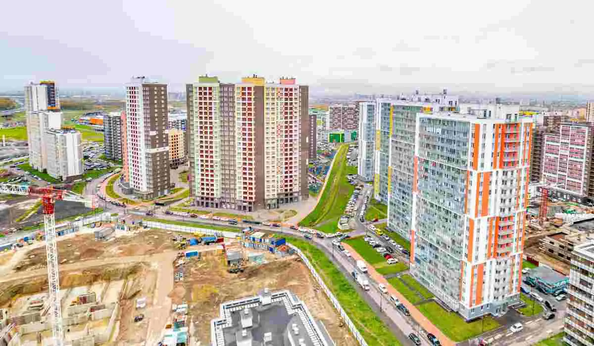 Family-Friendly vs Bachelor-Friendly Apartments in Gurgaon