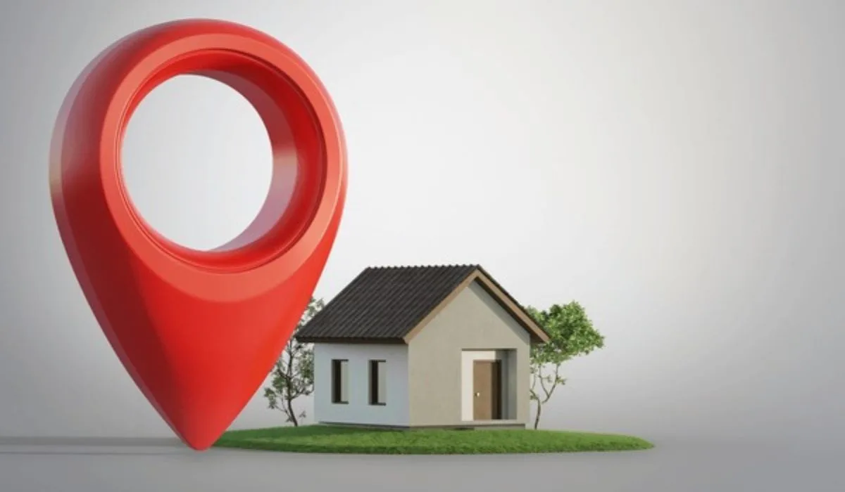 A Practical Guide to Choosing a Well-Connected and Convenient Location