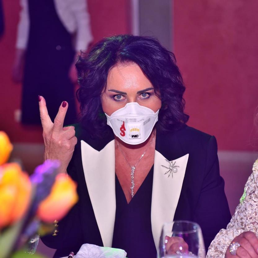 Историк моды Александр Васильев рассказал выписке из больницы Надежды Бабкиной