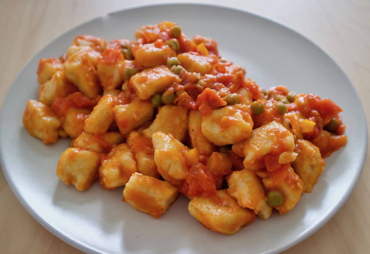 Zdjęcie Kopytka w sosie pomidorowym