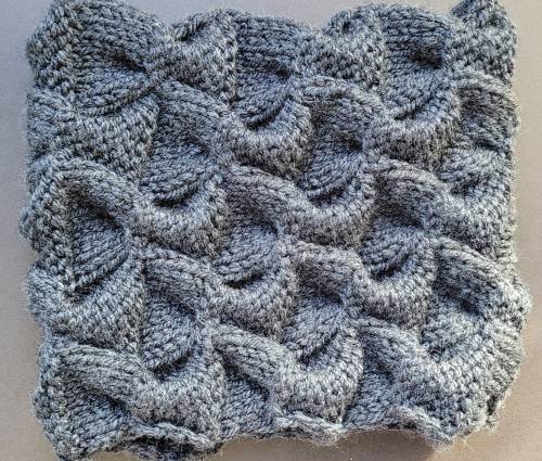 Tour de cou Cast Iron - triangle Tour de cou Cast Iron - triangle