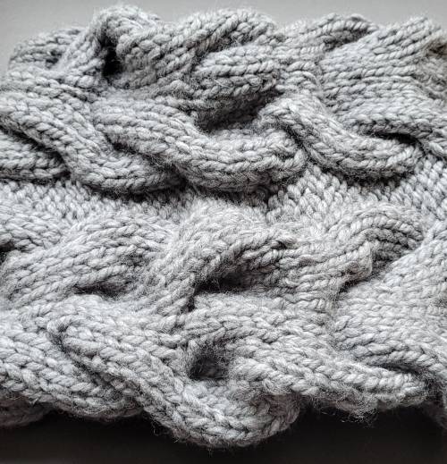 Tour de cou gris épais - torsade Tour de cou gris épais - torsade