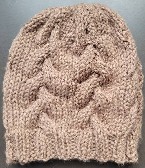 Bonnet taupe - tresse