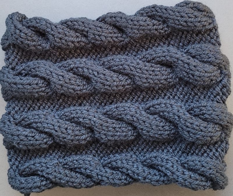 Tour de cou noir - torsade Main