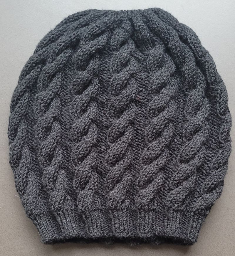 Bonnet noir - petite torsade Main