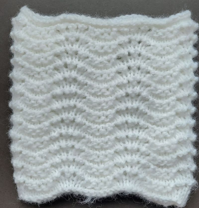 Tour de cou fluffy blanc - vague Main