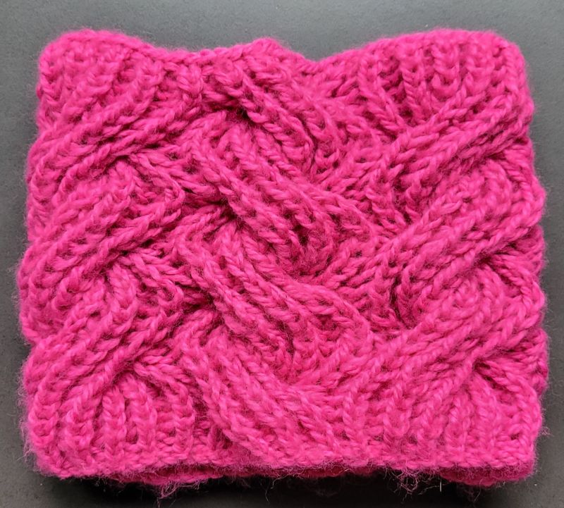 Tour de cou fluffy deep pink - torsade Main