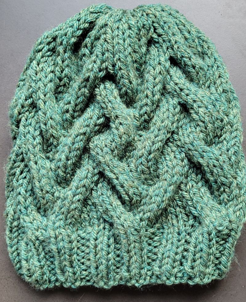 Bonnet vert antique Main