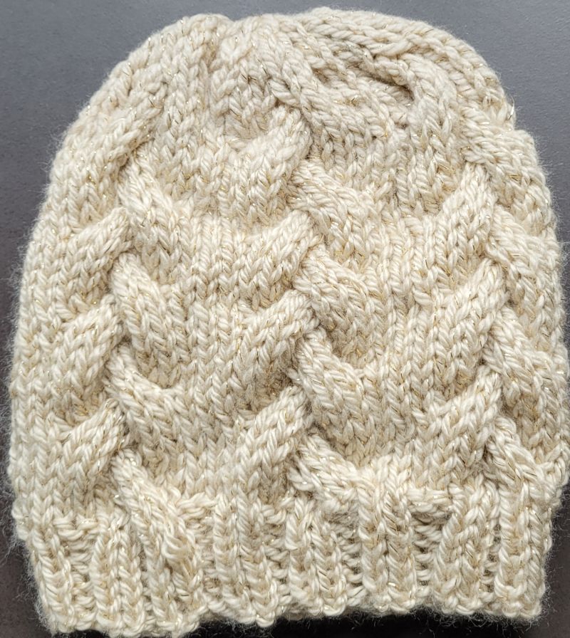 Bonnet beige brillant - tresse Main