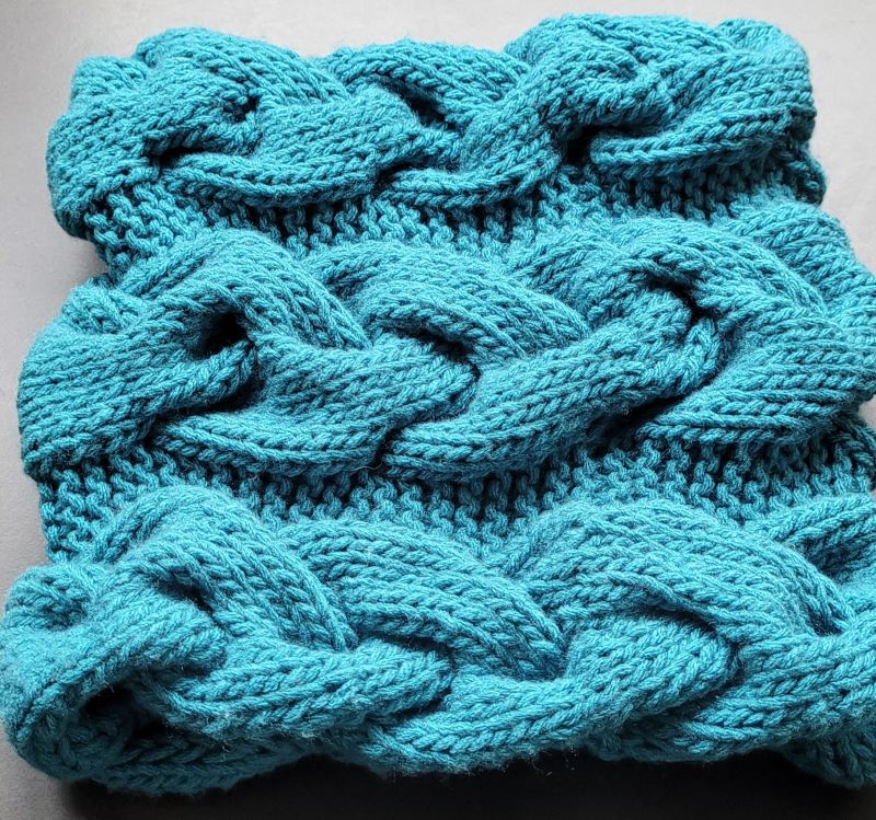 Tour de cou vert - torsade Main