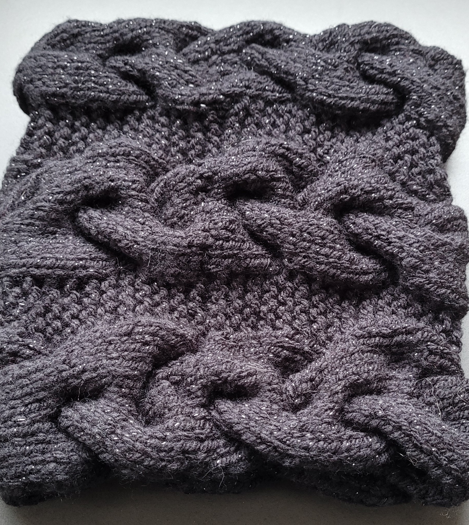 Tour de cou noir brillant - torsade