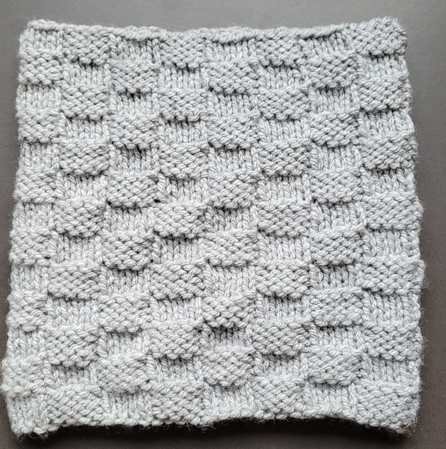 Tour de cou gris - damier