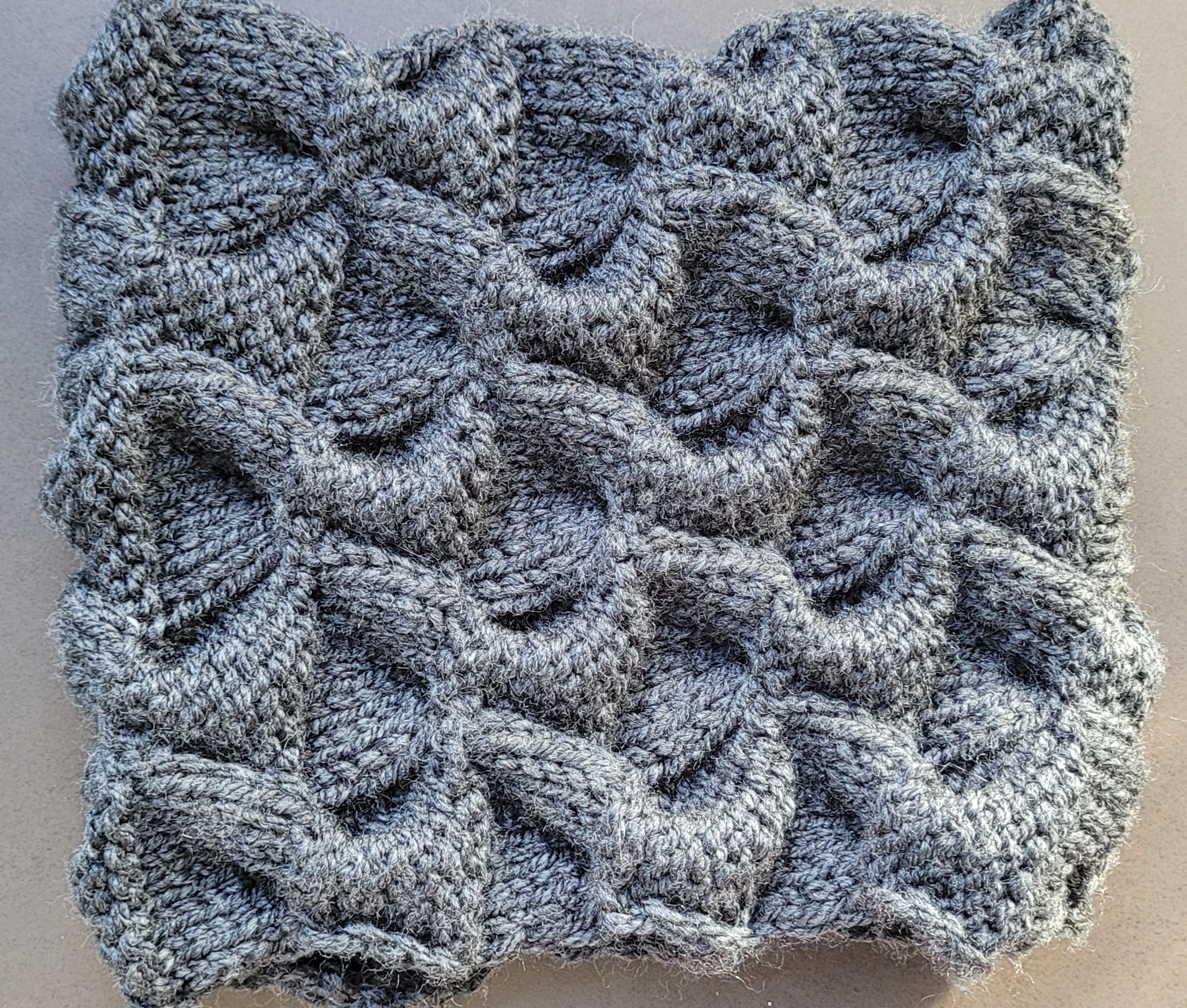 Tour de cou Cast Iron - triangle