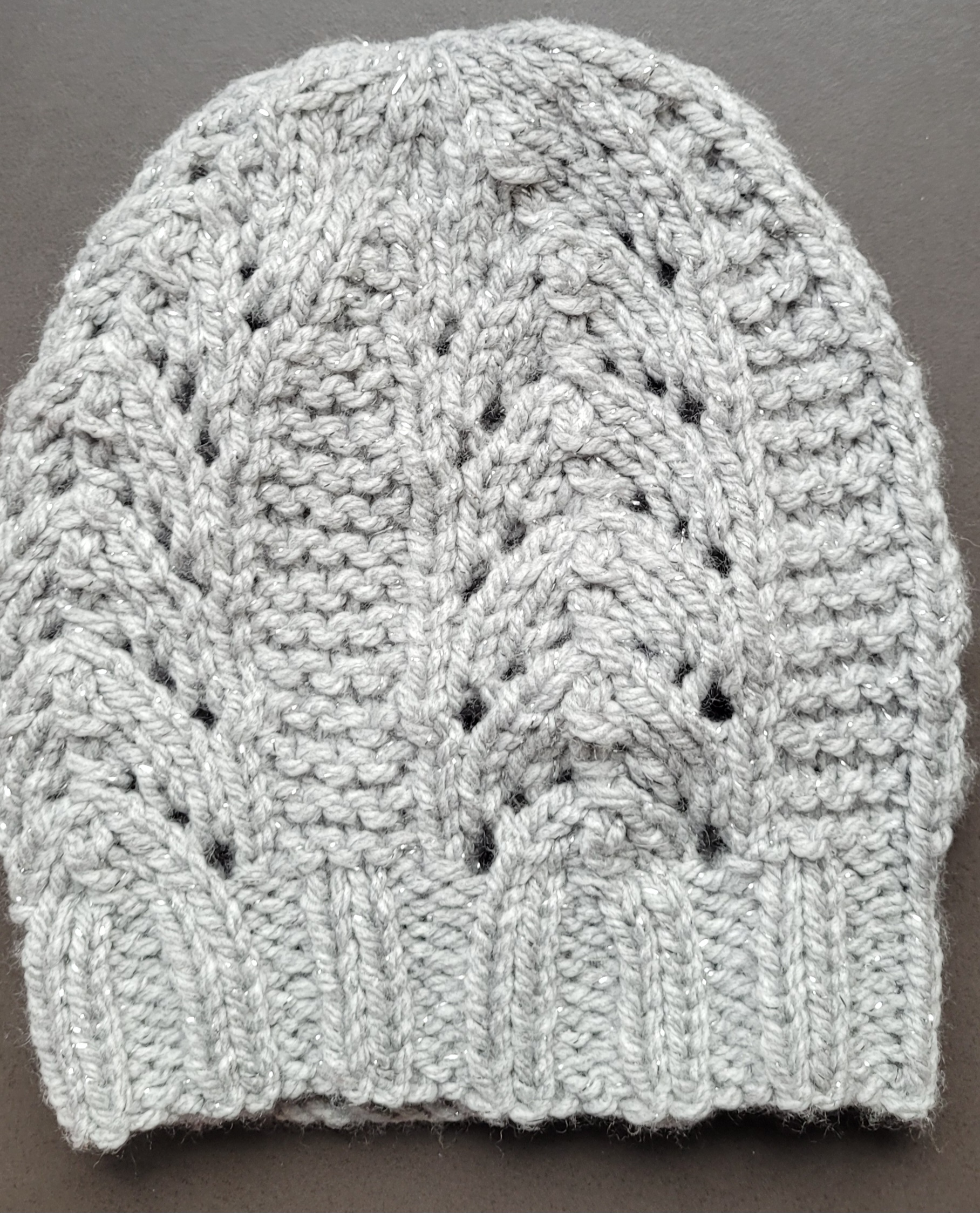 Bonnet gris brillant