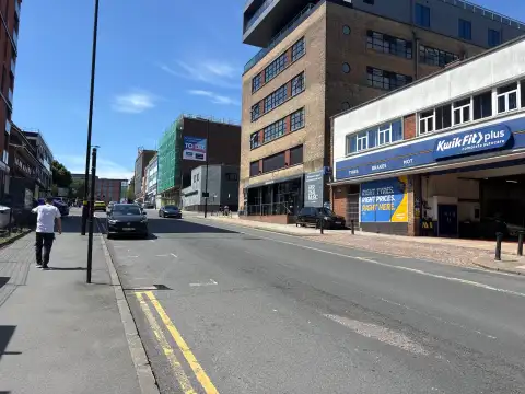 Looking up Holloway Head from the hotel.