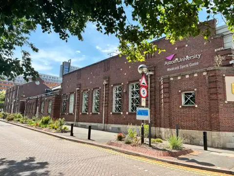 The hotel is directly opposite Aston University campus.