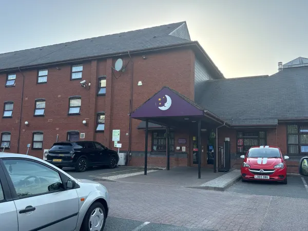Premier Inn Birmingham City - Aston hotel