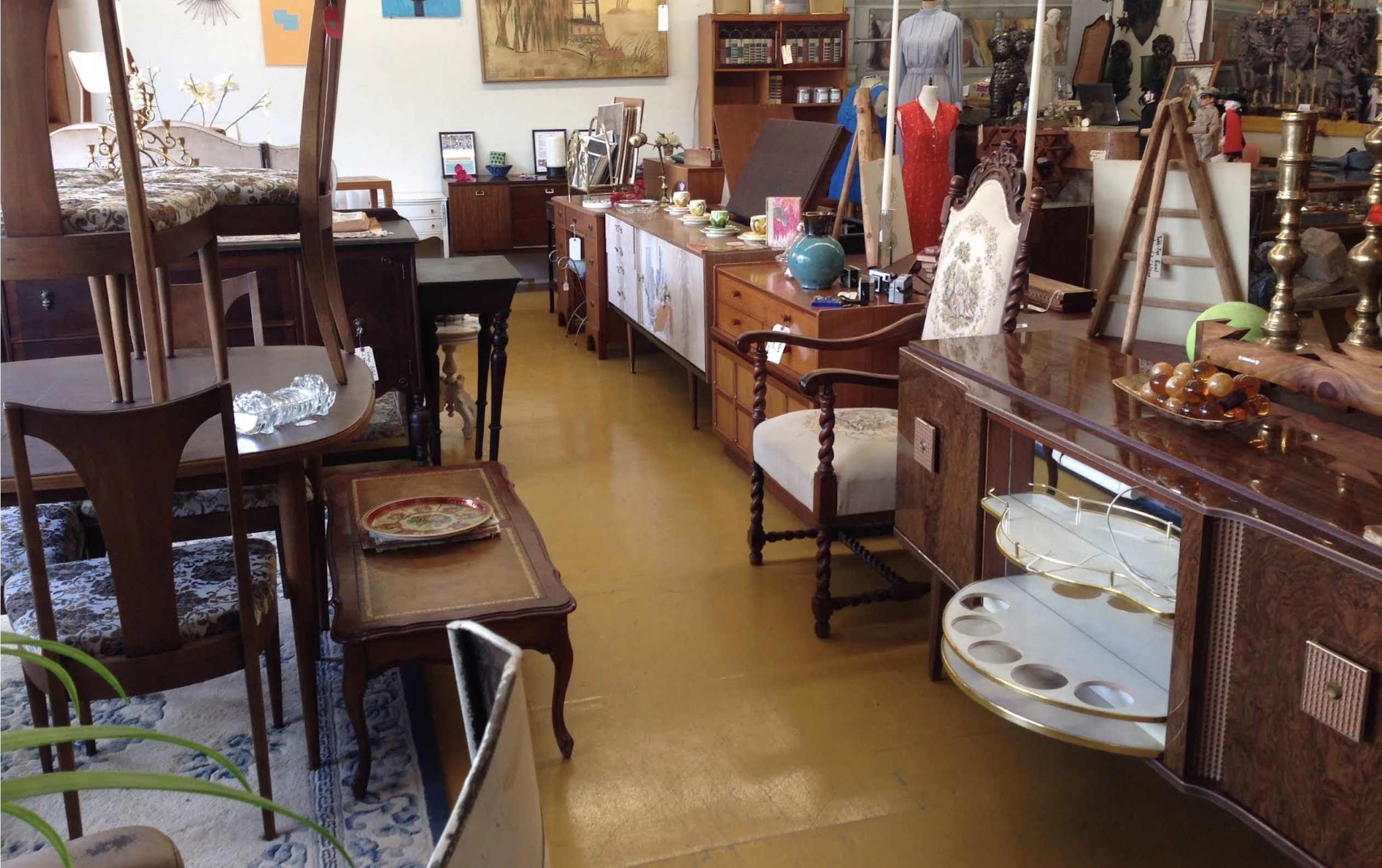 San Antonio Furniture Finders