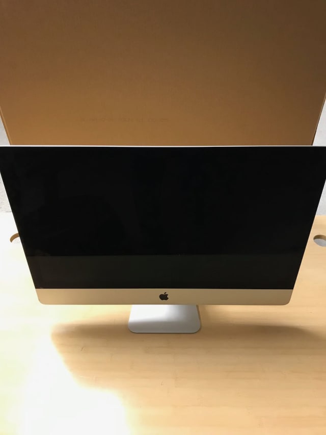 Apple iMac Retina 5K 27" Desktop Computer