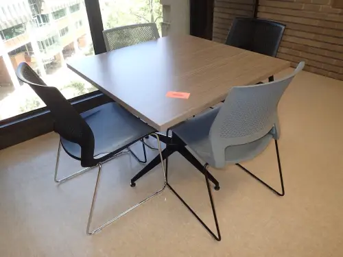 Assorted Furniture (6th Floor Lobby)